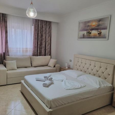 My Holiday House Hotel Durres Exterior photo
