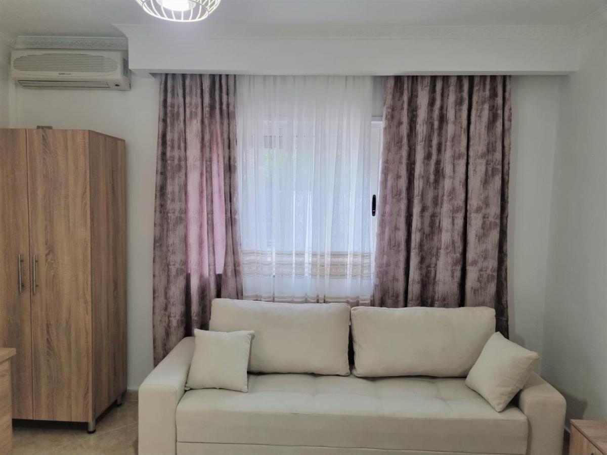 My Holiday House Hotel Durres Exterior photo
