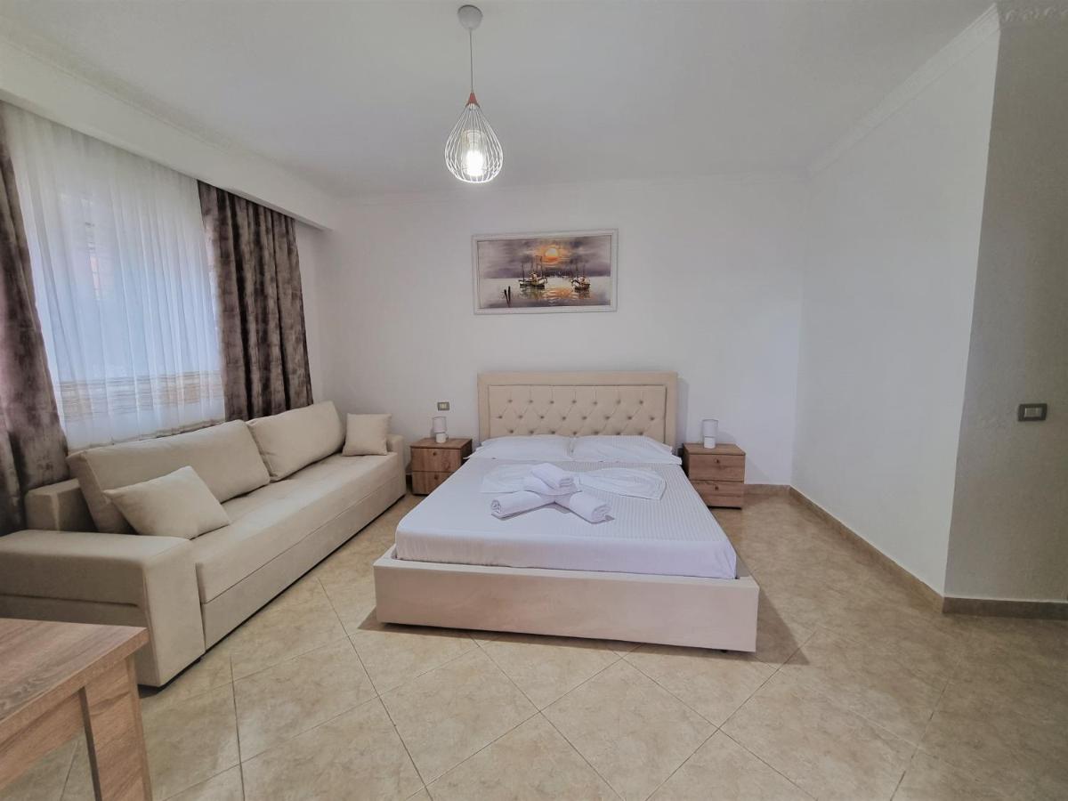 My Holiday House Hotel Durres Exterior photo