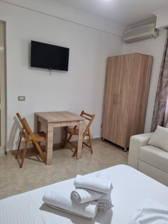 My Holiday House Hotel Durres Exterior photo