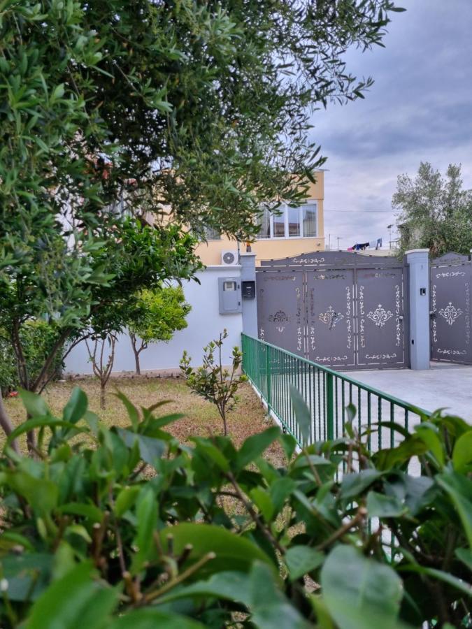 My Holiday House Hotel Durres Exterior photo