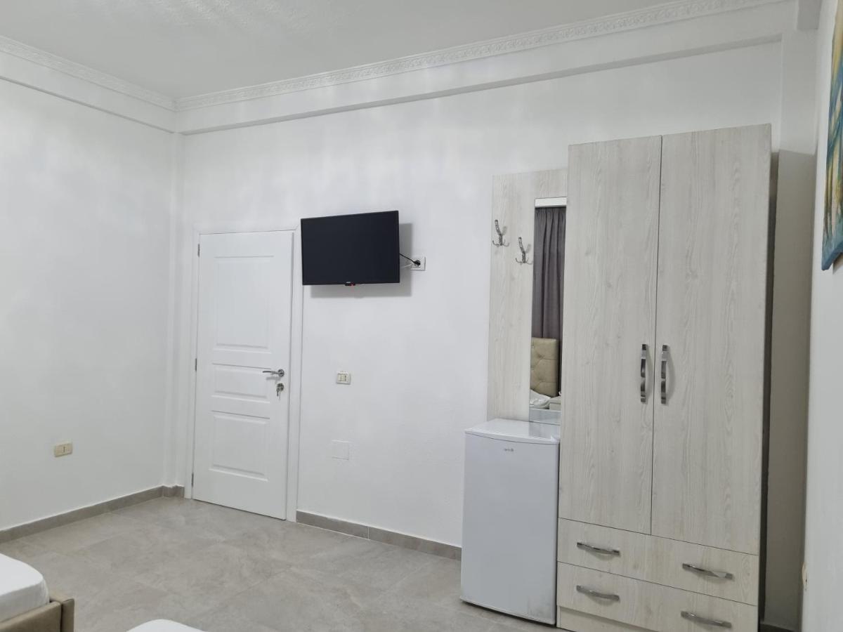 My Holiday House Hotel Durres Exterior photo