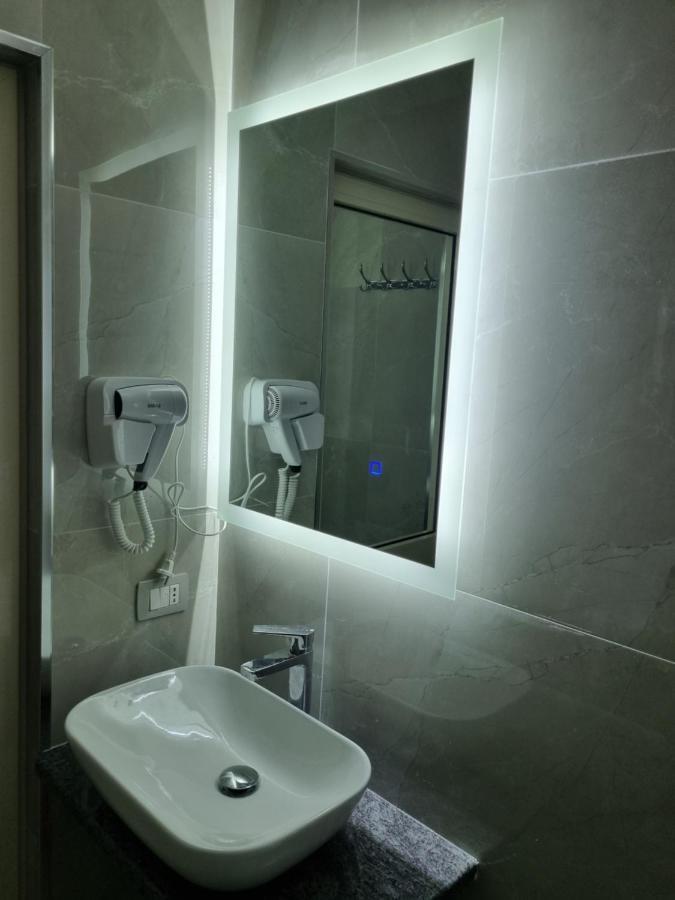 My Holiday House Hotel Durres Exterior photo