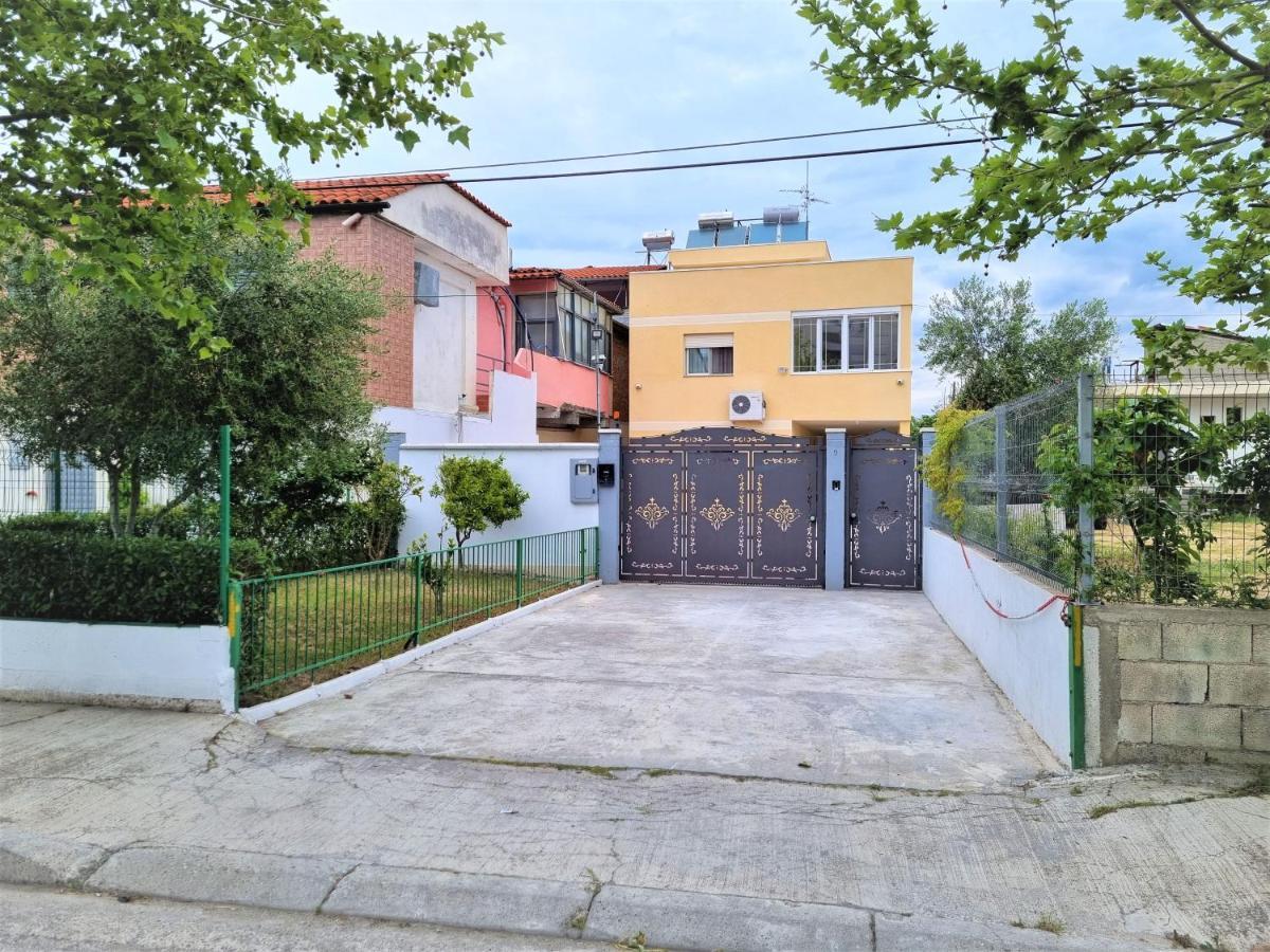 My Holiday House Hotel Durres Exterior photo